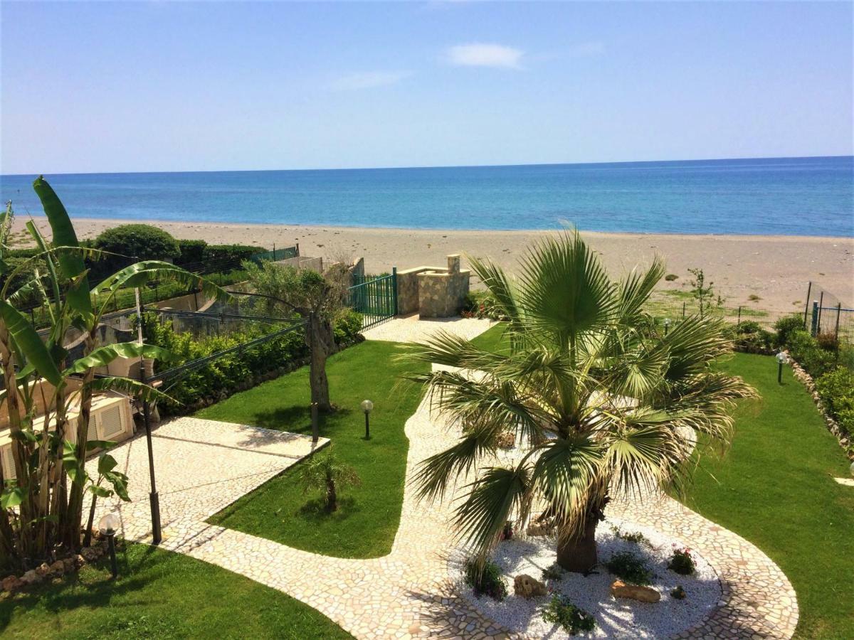 Villa Sul Mare Бельведере-Мариттімо Екстер'єр фото