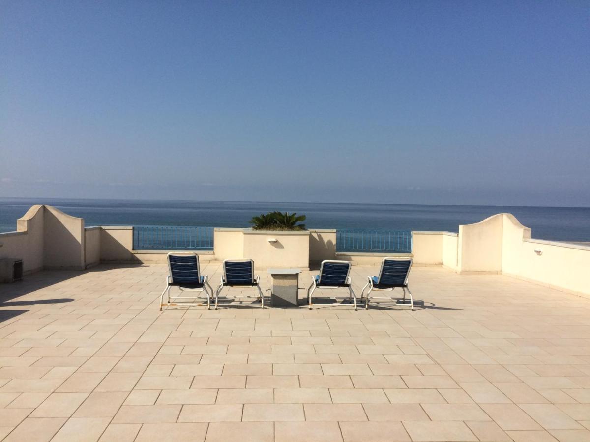 Villa Sul Mare Бельведере-Мариттімо Екстер'єр фото